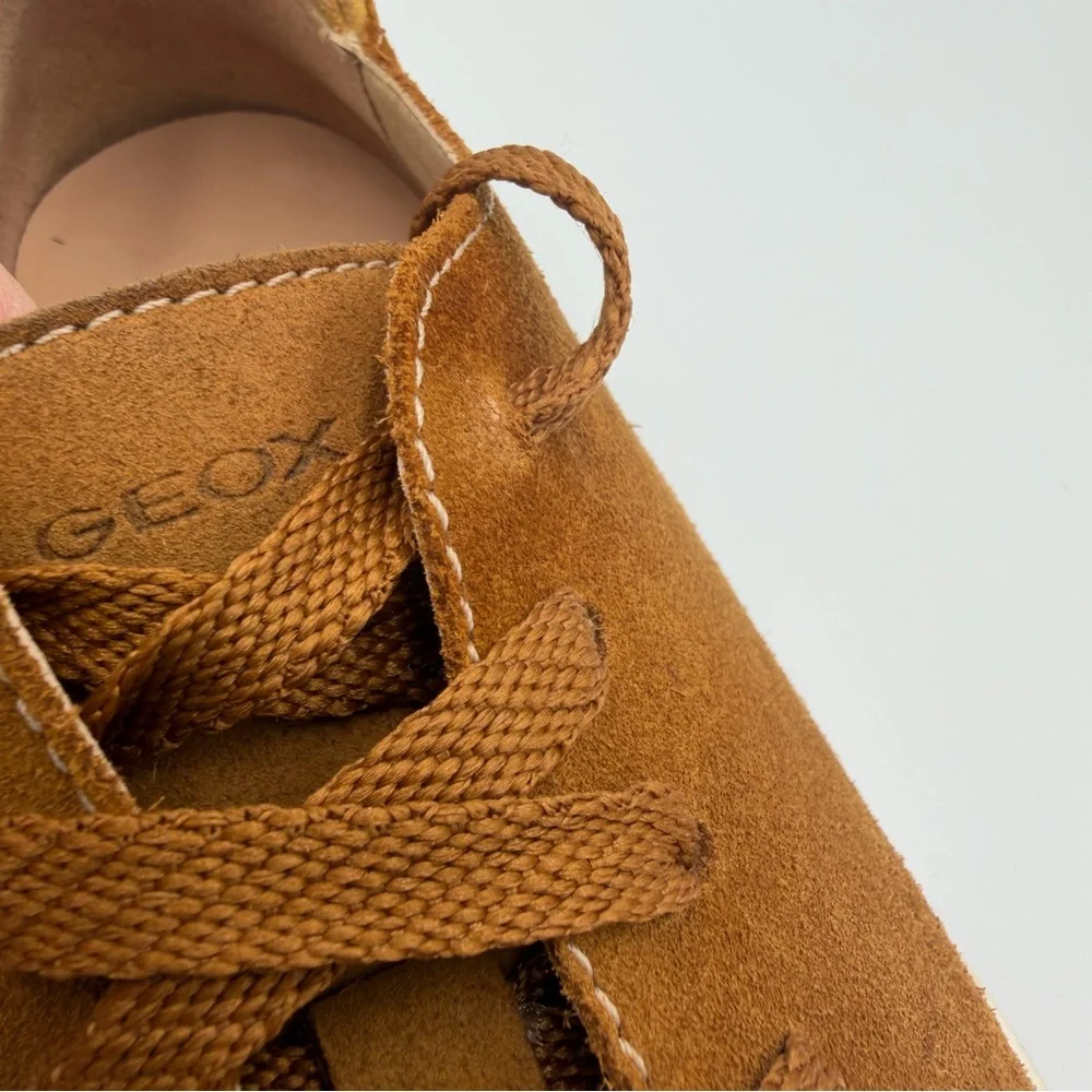 Geox Respira Brown Suede Lace-Up Sneakers – Size 35 (US 5)